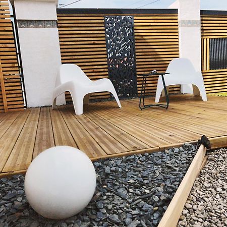 Love Room Haut De Gamme - L'Extase Avec Jacuzzi Violaines Екстер'єр фото